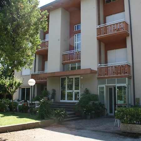 Albergo Da Siro Misano Adriatico Εξωτερικό φωτογραφία